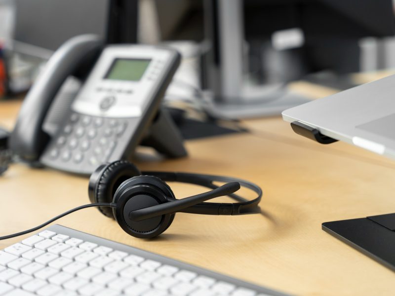 close-up-person-working-call-center